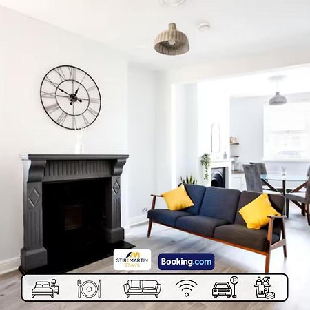 Comfy 3Bed House By Stirkmartin Stays Short Lets & Serviced Accommodation Cardiff With Free Parking & 8Mins To City Centre Esterno foto