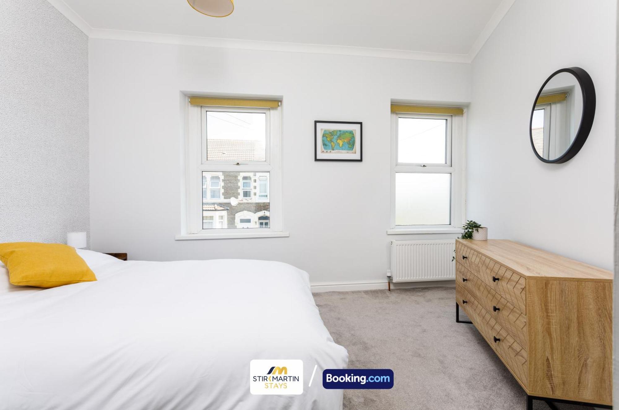 Comfy 3Bed House By Stirkmartin Stays Short Lets & Serviced Accommodation Cardiff With Free Parking & 8Mins To City Centre Esterno foto